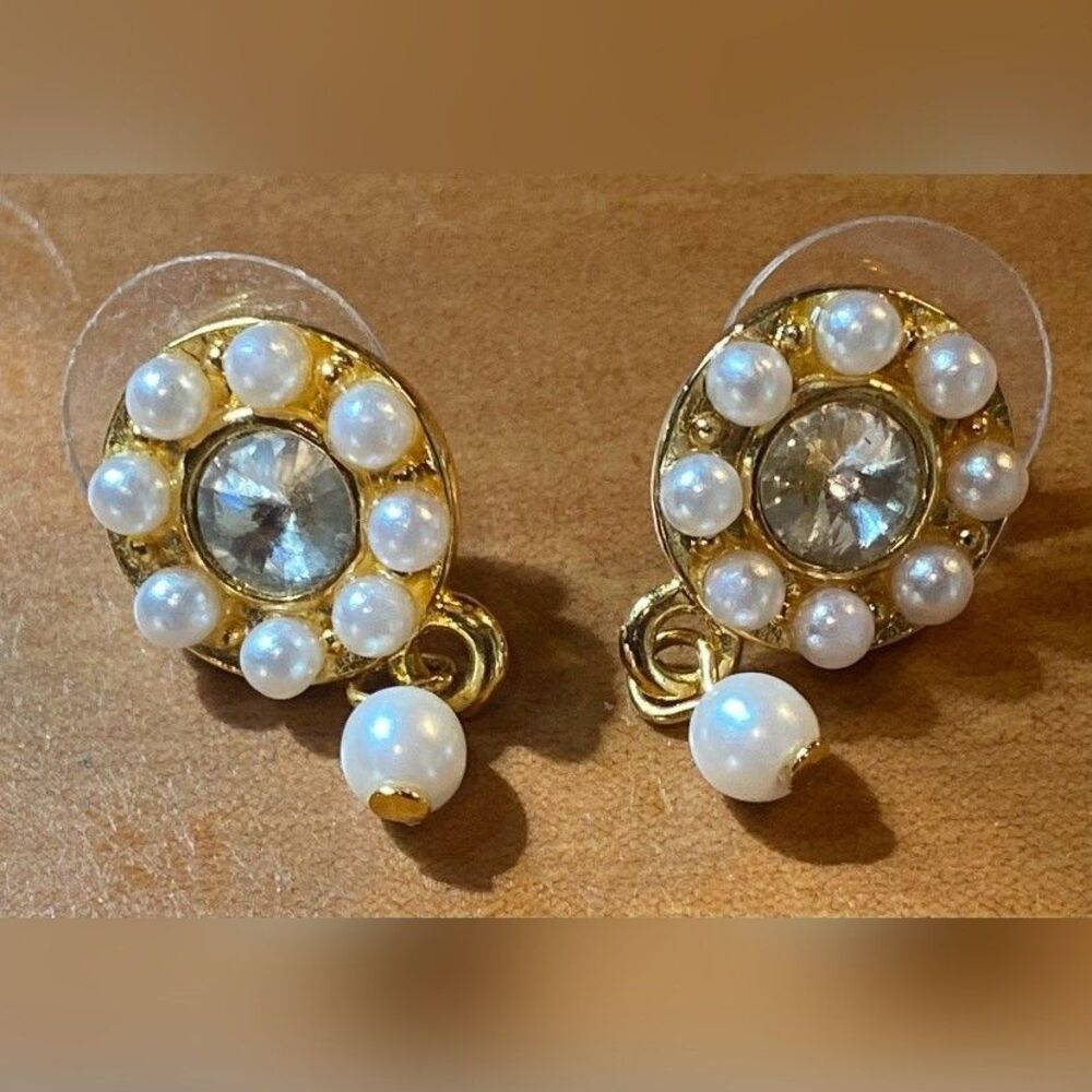 Gold Tone Faux Pearl Rhinestone Halo Stud Dangle Earrings Women’s 1 Inch Jewelry